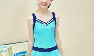 中学生模特泳装走秀 中学生模特泳装走秀